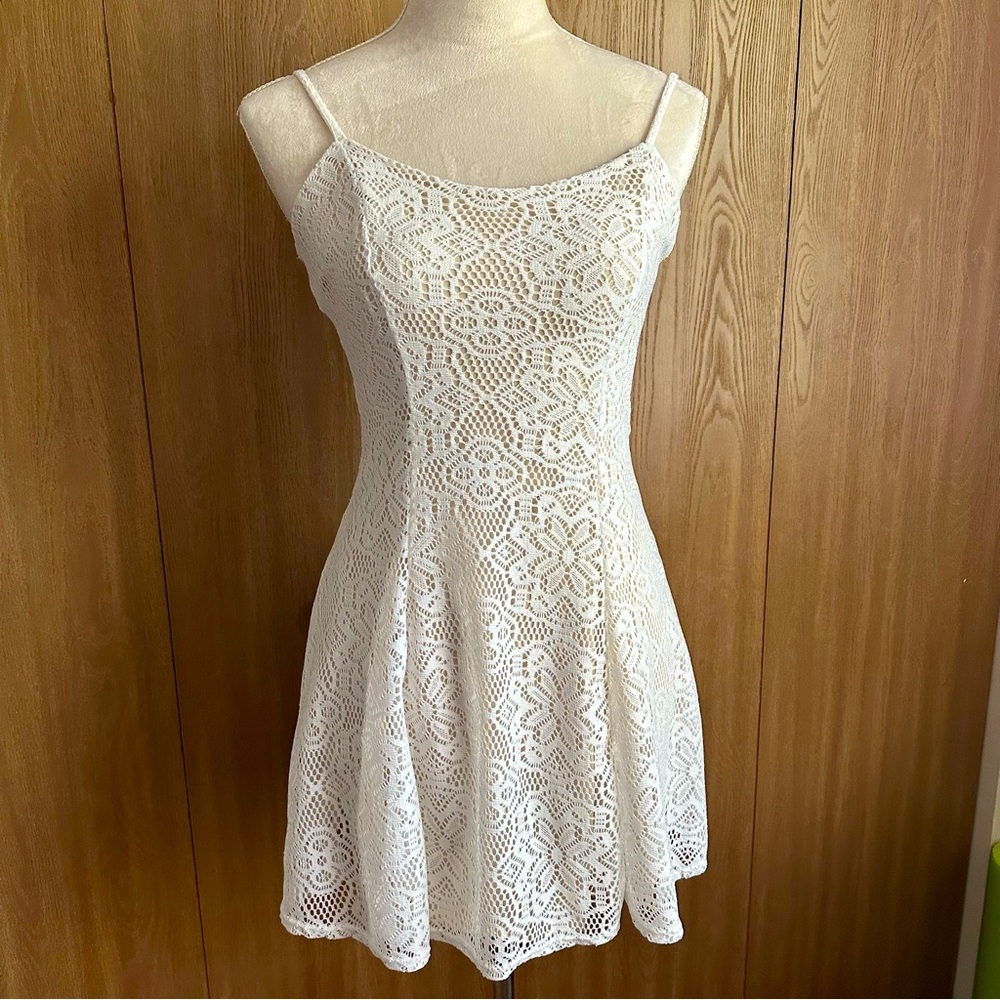 Junior’s Deb Off-White Sundress with Lace, EUC, S